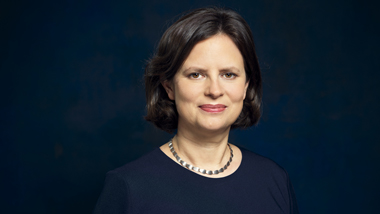 Portraitfoto von Staatssekretärin Juliane Seifert